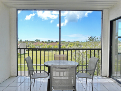 Luxurious Riverfront Condo Luxurious Riverfront Condo